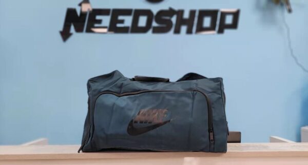 სპორტული ჩანთ NIKE